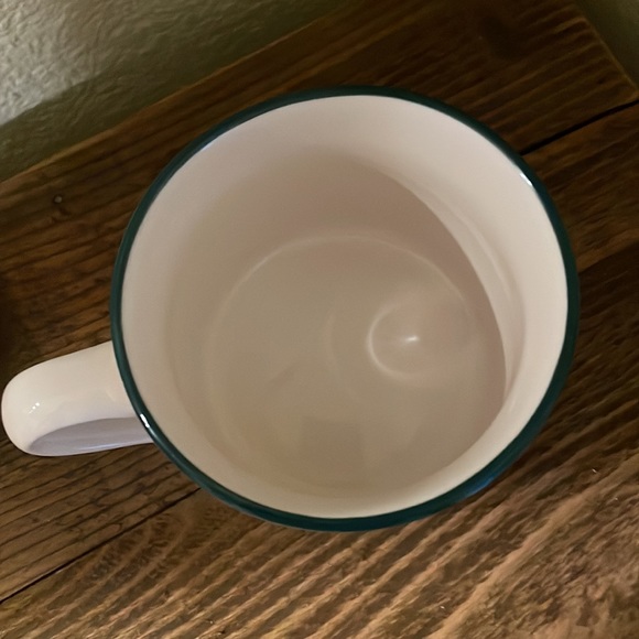 Winter Wonder Lane 16oz Polar Frost ceramic mug, polar bear and snowflake motif - Picture 3 of 7